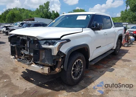 2025 Toyota Tundra Sr5 4Wd z USA, uszkodzony, nr VIN 5TFLA5DB8SX265813